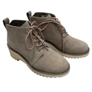 TOMS Taupe Suede Lace‑Up Ankle Boots 🤎 Chunky Sole • Size 6